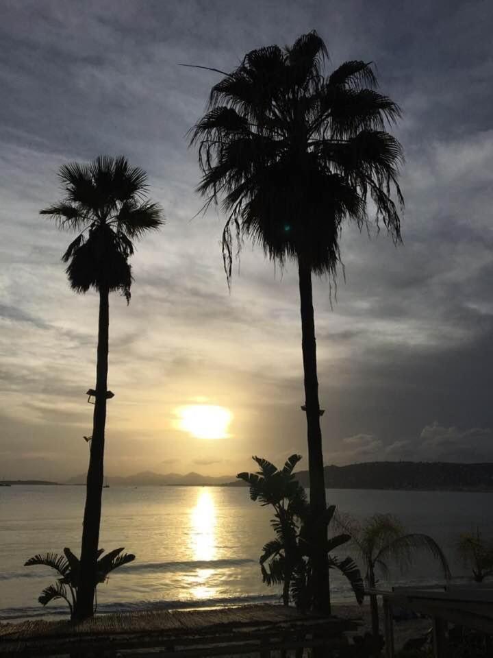 Vue Mer Juan Les Pins Antibes Exterior photo
