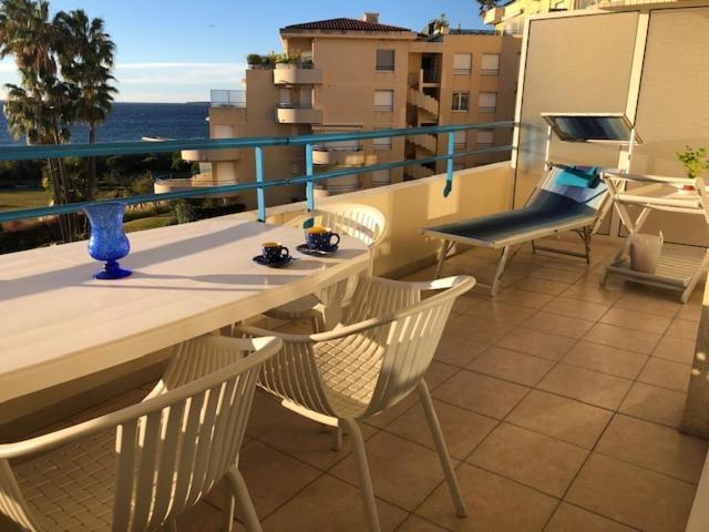 Vue Mer Juan Les Pins Antibes Exterior photo